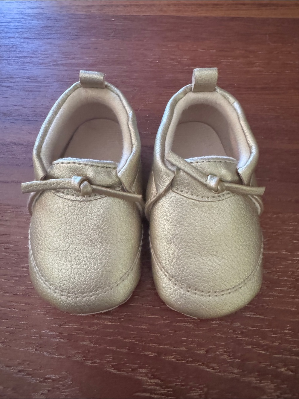 Source Unknown Gold Kids Moccasin Shoes
